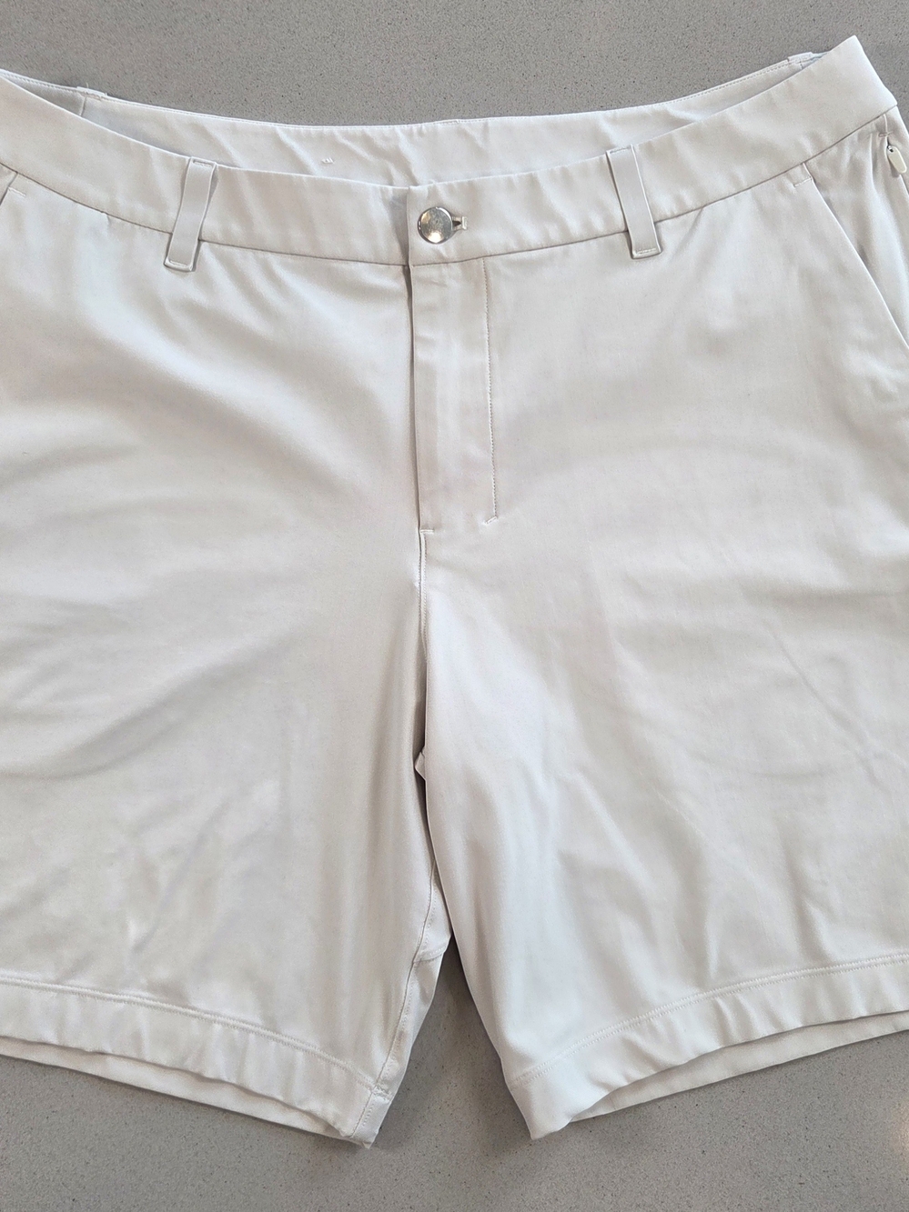 Lululemon ABC CommissionMen's Performance Golf Shorts - White 0018